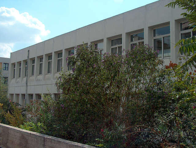 EKPA MEDICAL SCHOOL LIBRARY 0